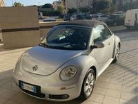 Usata VW New Beetle 105 CV (77 kW) 2007 Utilitaria