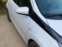 Usata Toyota Aygo Connect Style 72 CV (52 kW) 2021 Bianco Utilitaria