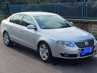 Usata VW Passat Highline 140 CV (102 kW) 2007 Argento Berlina