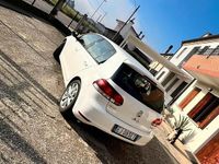 Usata VW Golf VI 105 CV (77 kW) 2011 Bianco Utilitaria