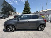 Usata Suzuki Swift 83 CV (61 kW) 2023 Grigio Utilitaria