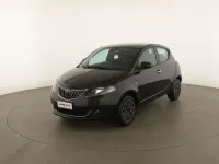 Usata Lancia Ypsilon Gold 70 CV (51 kW) 2022 Nero Utilitaria