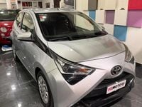 Usata Toyota Aygo Cool 72 CV (52 kW) 2018 Grigio Utilitaria