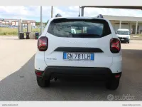 Usata Dacia Duster 116 CV (85 kW) 2023 Bianco SUV