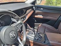 Usata Alfa Romeo Stelvio Veloce 180 CV (132 kW) 2017 Bianco SUV