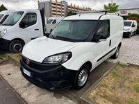 Usata Fiat Doblò 95 CV (69 kW) 2021 Bianco Monovolume