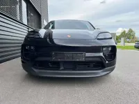 Usata Porsche Macan 4 Electric Sport 300 kW (408 CV) 2025 Nero SUV