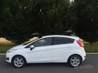 Usata Ford Fiesta Titanium 75 CV (55 kW) 2016 Bianco Utilitaria