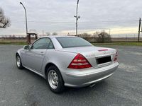 Usata Mercedes SLK200 163 CV (119 kW) 2001 Argento Cabrio