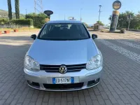 Usata VW Golf IV 105 CV (77 kW) 2006 Argento Berlina