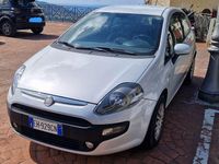 Usata Fiat Punto Evo 69 CV (50 kW) 2011 Argento Utilitaria