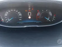 Usata Peugeot 3008 120 CV (88 kW) 2017 Giallo SUV