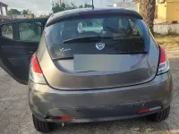 Usata Lancia Ypsilon 69 CV (50 kW) 2011 Grigio Utilitaria