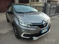 Usata Renault Captur 90 CV (66 kW) 2018 Grigio SUV