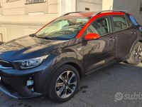 Usata Kia Stonic Style 120 CV (88 kW) 2019 Grigio SUV