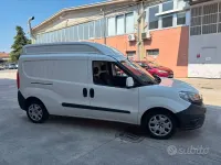 Usata Fiat Doblò Lounge 120 CV (88 kW) 2018 Bianco Monovolume