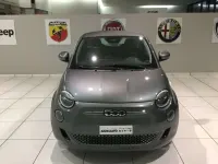 Usata Fiat 500e Icon 86 kW (118 CV) 2025 Grigio Berlina