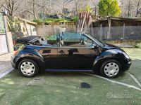 Usata VW New Beetle 105 CV (77 kW) 2006 Nero Utilitaria