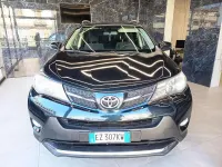 Second-hand Toyota RAV4 Lounge 124 CP (91 kW) 2015 Negru SUV