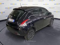 Usata Lancia Ypsilon Gold 69 CV (50 kW) 2024 Nero Utilitaria
