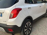 Usata Opel Mokka 131 CV (96 kW) 2013 Bianco SUV
