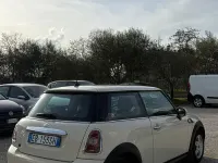 Usata Mini Cooper D 109 CV (80 kW) 2010 Bianco Utilitaria