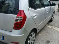 Usata Hyundai i10 64 CV (47 kW) 2011 Argento Utilitaria