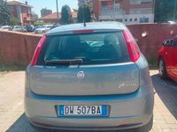 Usata Fiat Grande Punto Dynamic 77 CV (56 kW) 2009 Grigio Utilitaria