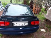Usata Ford Escort 90 CV (66 kW) 1997 Verde Berlina