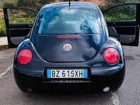 Usata VW New Beetle 101 CV (74 kW) 2002 Nero Utilitaria