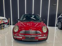 Usata Mini Cooper 120 CV (88 kW) 2002 Rosso Utilitaria