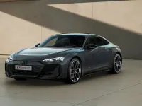 Nuova Audi RS e-tron GT Design 2026 Grigio nimbus effetto perla Berlina
