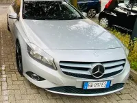 Usata Mercedes A180 122 CV (89 kW) 2014 Grigio Utilitaria