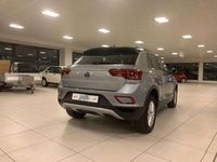 Usata VW T-Roc Life 150 CV (110 kW) 2024 Argento SUV