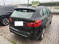 Usata BMW 218 Luxury Line 150 CV (110 kW) 2019 Nero Station wagon
