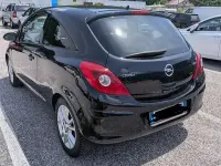 Usata Opel Corsa Edition 95 CV (69 kW) 2011 Nero Utilitaria