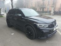 Usata VW Tiguan R-line 150 CV (110 kW) 2023 Nero SUV