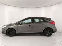 Usata Ford Focus Business Edition 120 CV (88 kW) 2017 Grigio Utilitaria