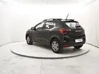 Begagnad Dacia Sandero Comfort 101 HK (74 kW) 2023 Svart Sedan
