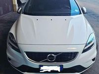 Usata Volvo V40 R-Design Kinetic 120 CV (88 kW) 2017 Bianco Station wagon