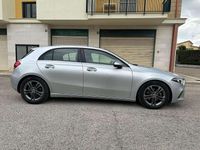 Usata Mercedes A180 Business 116 CV (85 kW) 2020 Argento Berlina