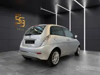 Usata Lancia Ypsilon 69 CV (50 kW) 2011 Grigio Utilitaria