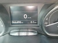 Usata Peugeot 2008 99 CV (72 kW) 2016 Nero SUV