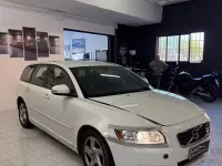 Usata Volvo V50 R-Design 115 CV (84 kW) 2012 Bianco Station wagon