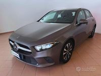 Usata Mercedes A180 Business 115 CV (84 kW) 2021 Grigio Berlina