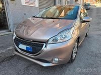 Usata Peugeot 208 95 CV (69 kW) 2012 Utilitaria