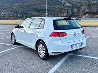 Begagnad VW Golf VII Trendline 86 HK (63 kW) 2017 Vit Sedan