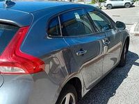 Usata Volvo V40 120 CV (88 kW) 2017 Grigio Station wagon
