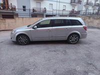 Usata Opel Astra 150 CV (110 kW) 2005 Station wagon