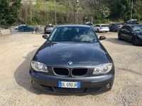 Usata BMW 118 122 CV (89 kW) 2005 Nero Utilitaria